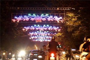 فيتنام -- أضواء الشارع
